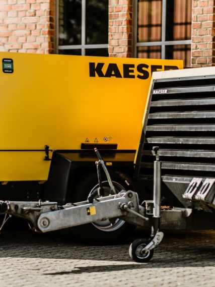 Gelber Käser mobiler Kompressor